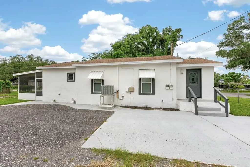 6101 Anna Avenue Gibsonton FL 33534