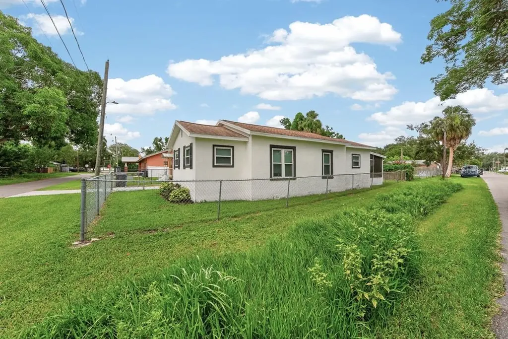 6101 Anna Avenue Gibsonton FL 33534