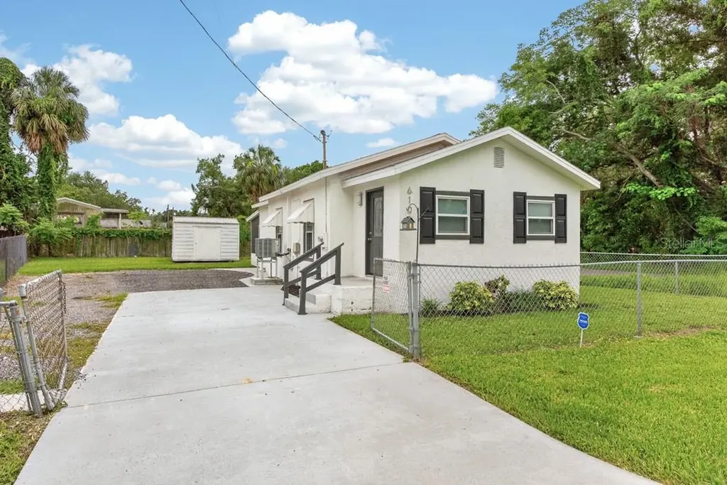 6101 Anna Avenue Gibsonton FL 33534