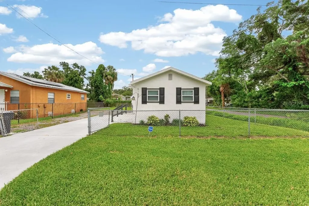 6101 Anna Avenue Gibsonton FL 33534