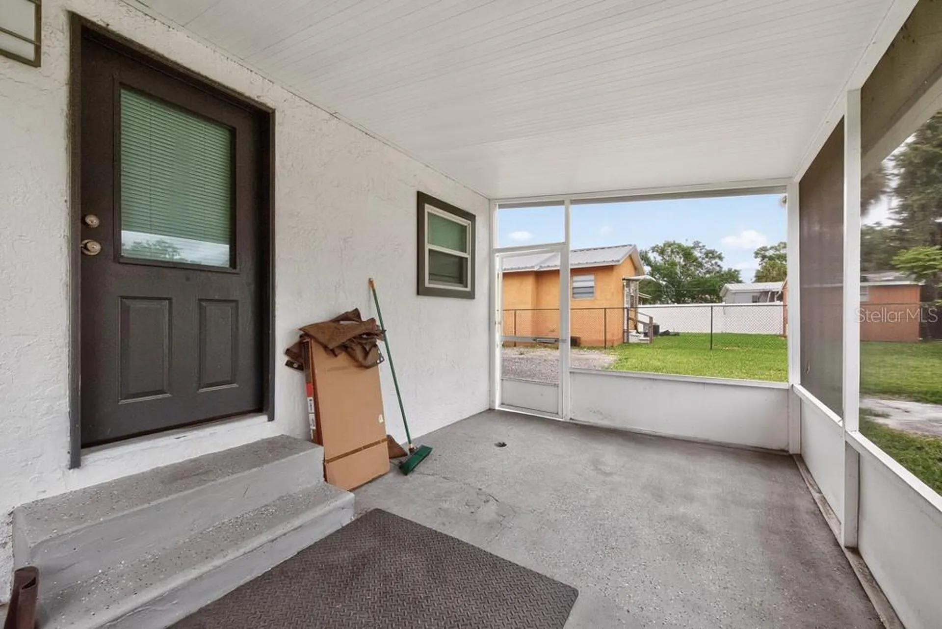 6101 Anna Avenue Gibsonton FL 33534