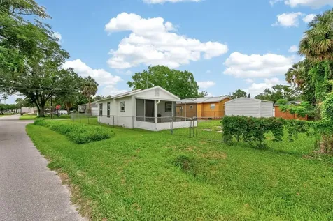 6101 Anna Avenue Gibsonton FL 33534