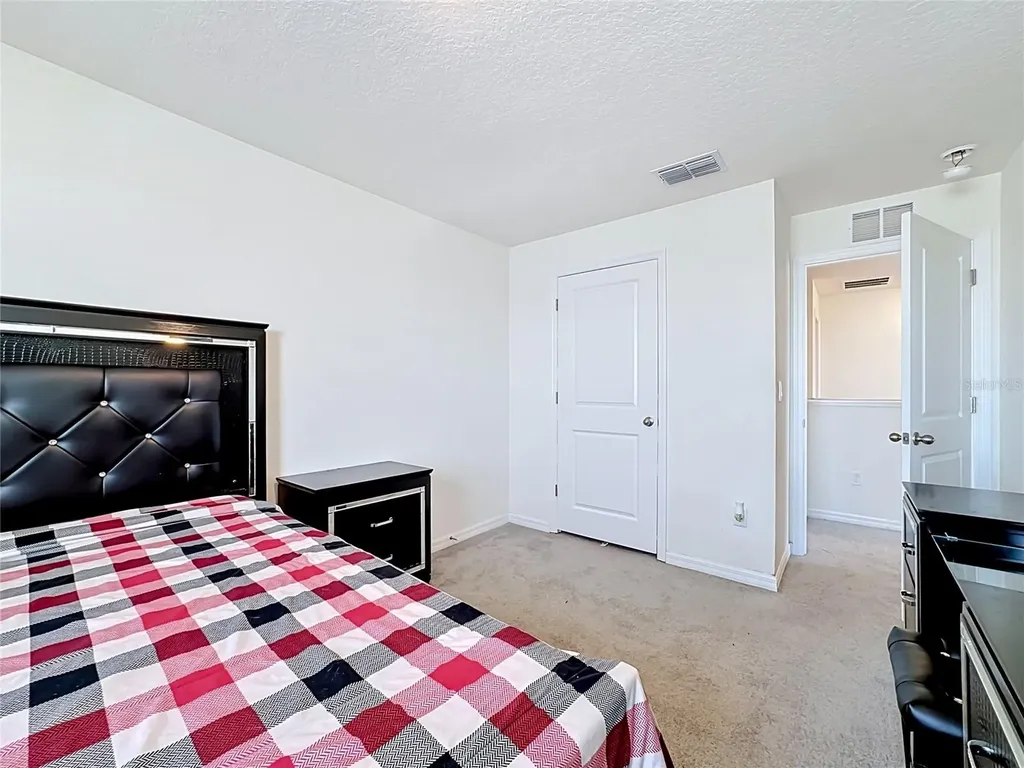 12142 Mountain Island Trail Parrish FL 34219