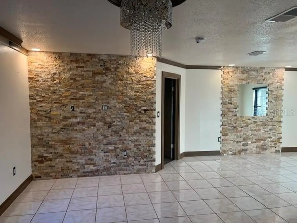 1210 Robert Ridge Court Kissimmee FL 34747