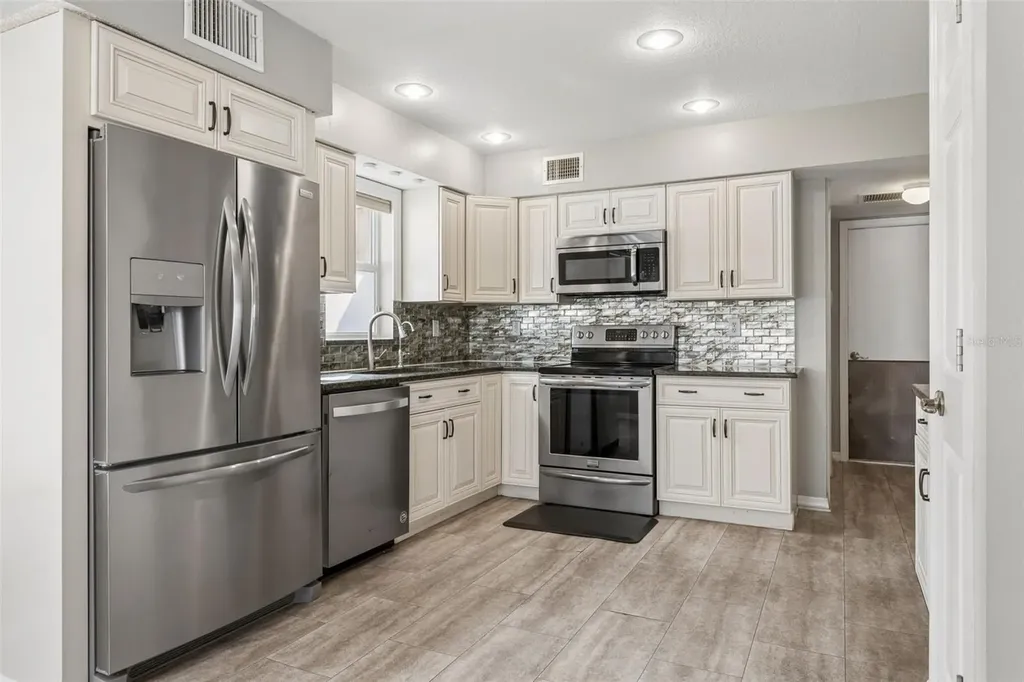 19511 Wyndmill Circle Odessa FL 33556