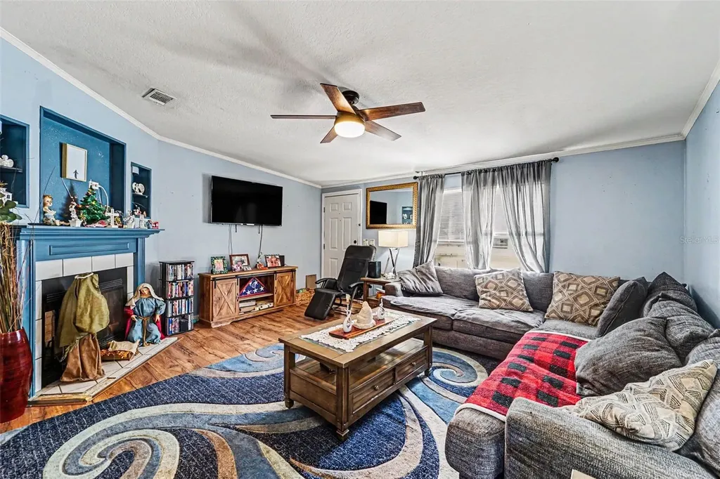 38030 Lawanda Loop Zephyrhills FL 33542