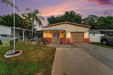 38030 Lawanda Loop Zephyrhills FL 33542
