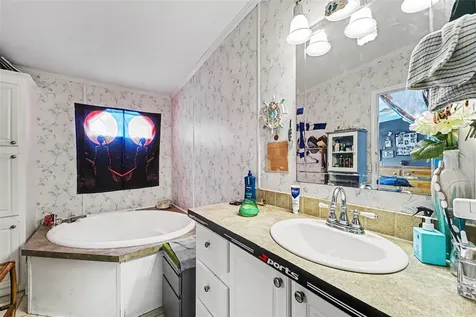 38030 Lawanda Loop Zephyrhills FL 33542