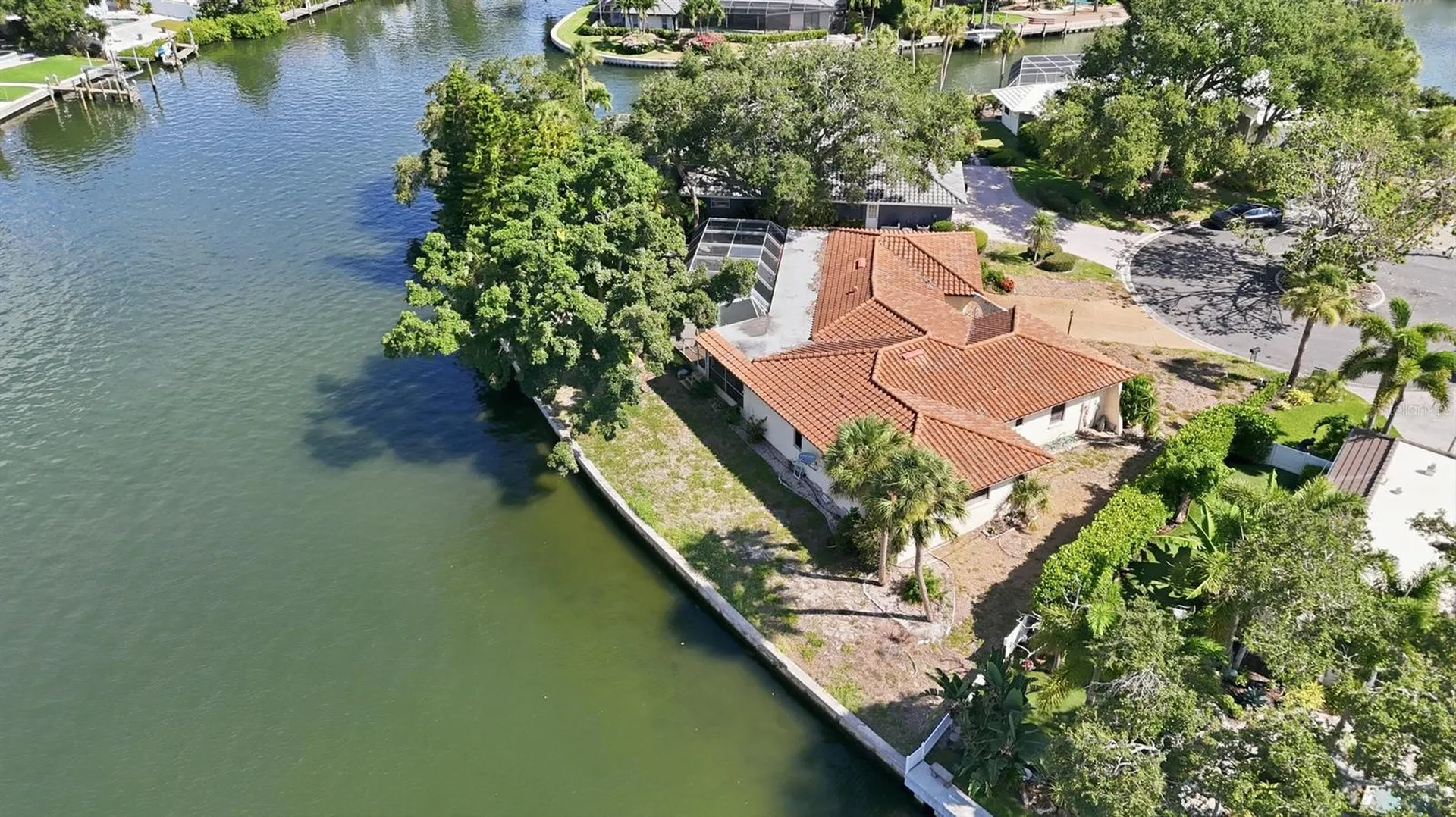 522 Commonwealth Lane Sarasota FL 34242