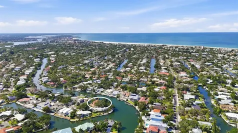 522 Commonwealth Lane Sarasota FL 34242