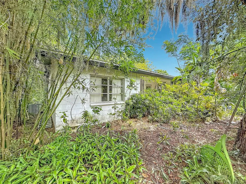 6330 Emerson Avenue S St Petersburg FL 33707