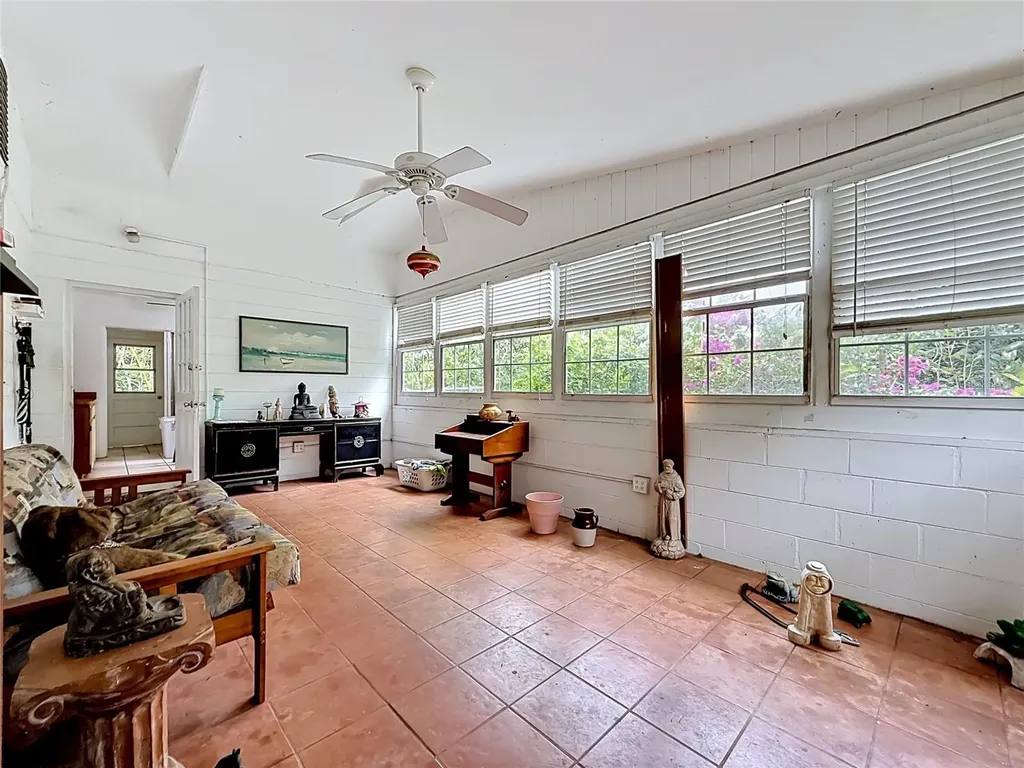 6330 Emerson Avenue S St Petersburg FL 33707