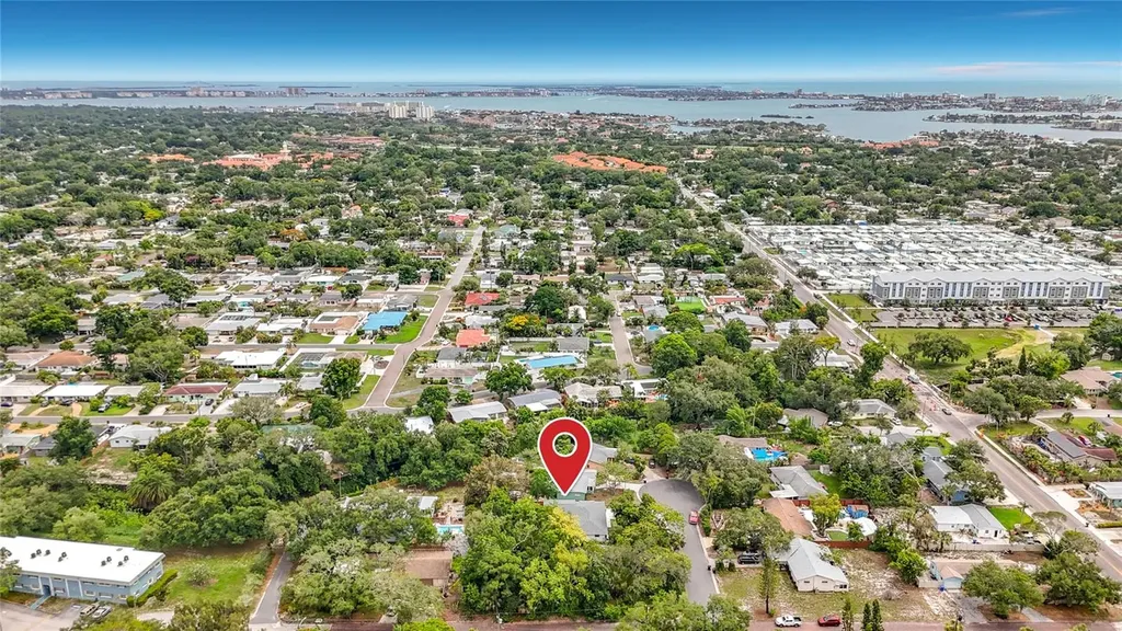 6330 Emerson Avenue S St Petersburg FL 33707