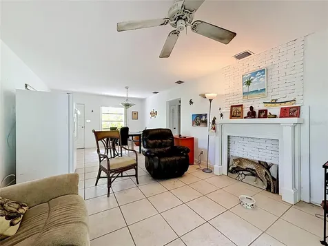 6330 Emerson Avenue S St Petersburg FL 33707
