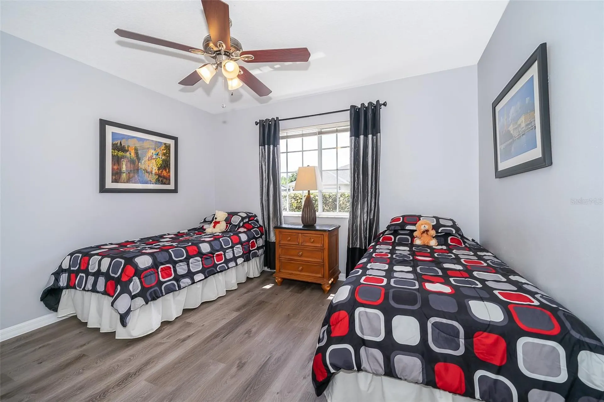 215 Paradise Woods Place Davenport FL 33896