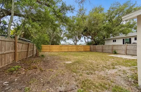 725 21st Avenue S St Petersburg FL 33705