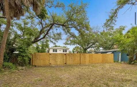 725 21st Avenue S St Petersburg FL 33705
