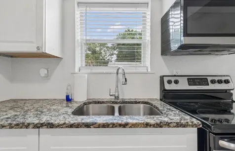 725 21st Avenue S St Petersburg FL 33705