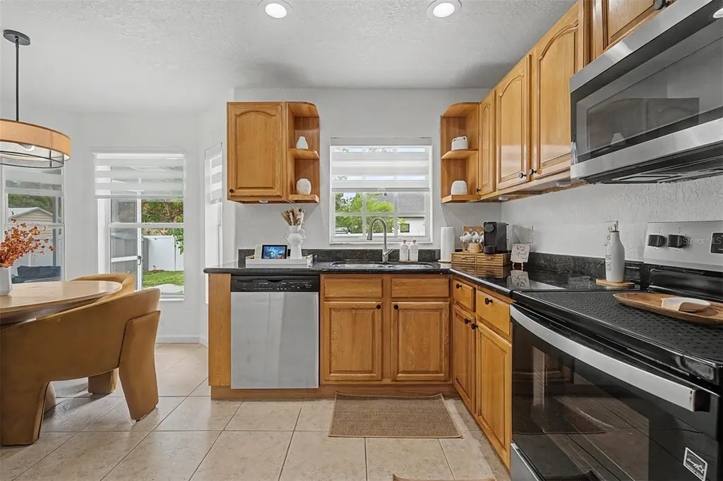 7222 N Amos Avenue Tampa FL 33614