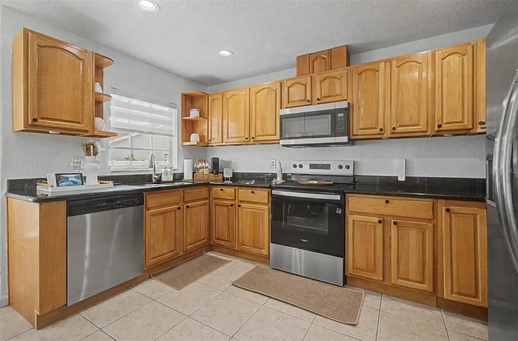 7222 N Amos Avenue Tampa FL 33614
