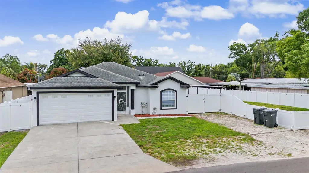 7222 N Amos Avenue Tampa FL 33614