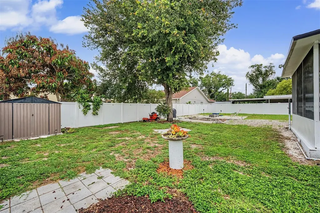 7222 N Amos Avenue Tampa FL 33614