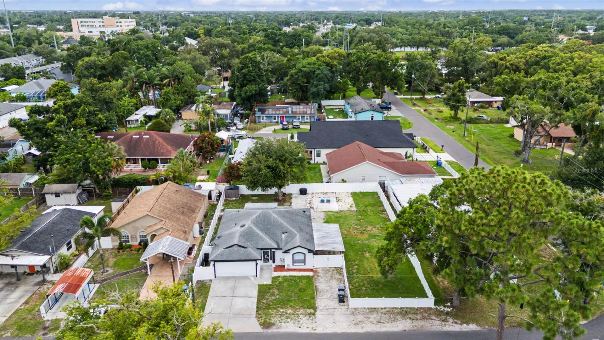 7222 N Amos Avenue Tampa FL 33614