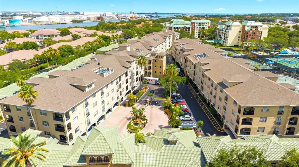 501 Knights Run Avenue Tampa FL 33602