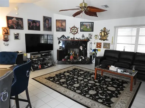 2132 Pennsylvania Avenue Englewood FL 34224