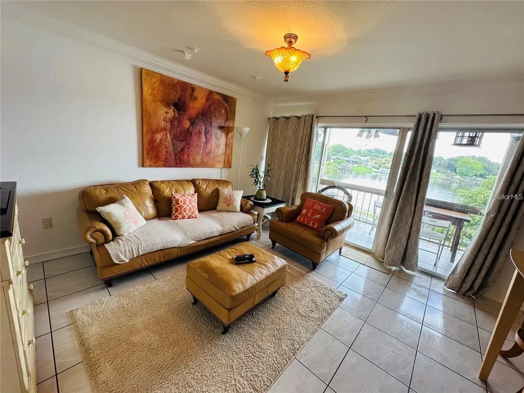 614 Orange Drive Altamonte Springs FL 32701