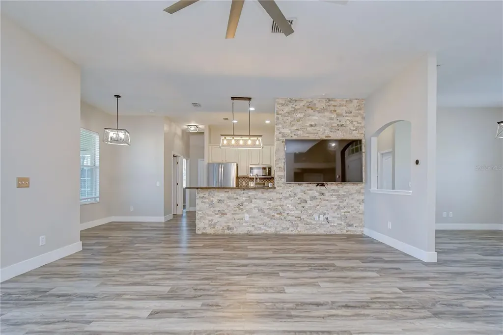 2804 Abbey Grove Drive Valrico FL 33594
