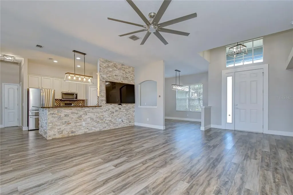 2804 Abbey Grove Drive Valrico FL 33594
