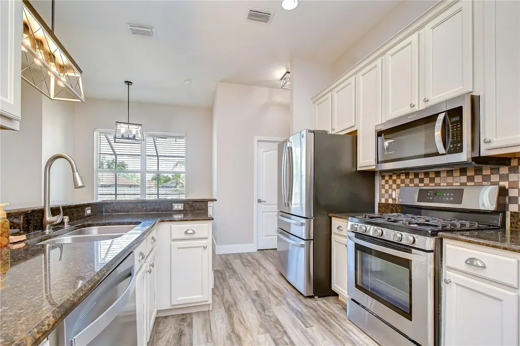 2804 Abbey Grove Drive Valrico FL 33594