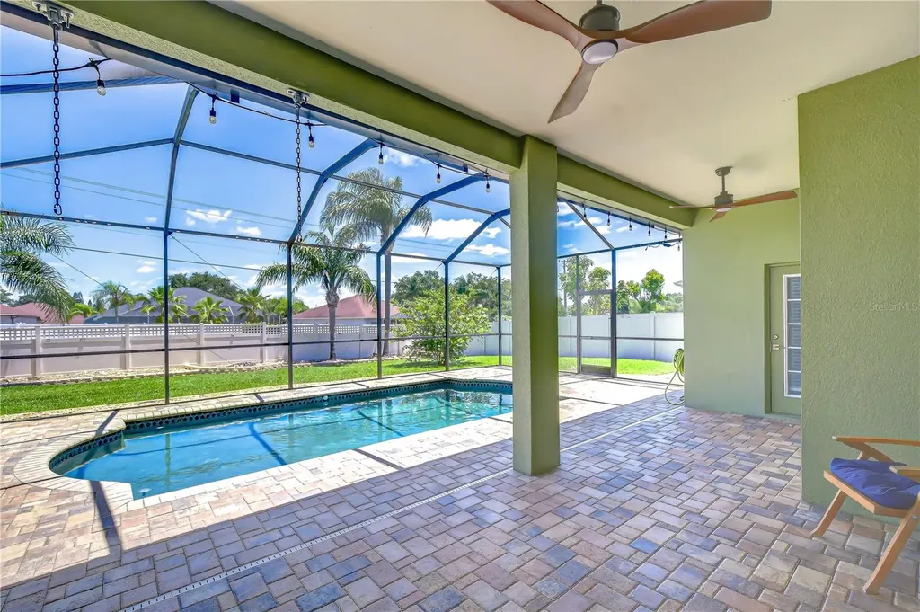 2804 Abbey Grove Drive Valrico FL 33594