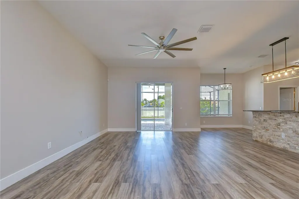 2804 Abbey Grove Drive Valrico FL 33594