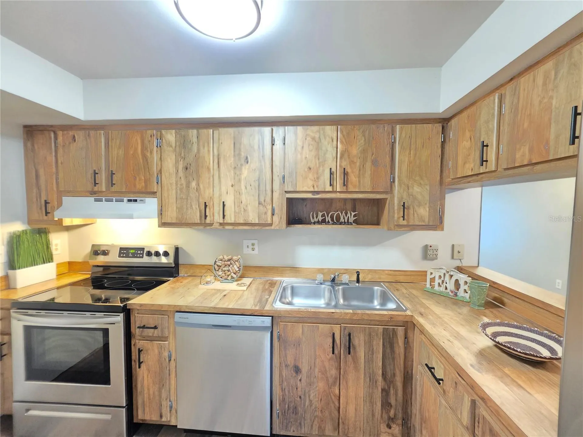 2935 Lichen Lane Clearwater FL 33760