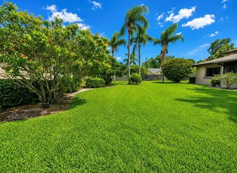 2935 Lichen Lane Clearwater FL 33760