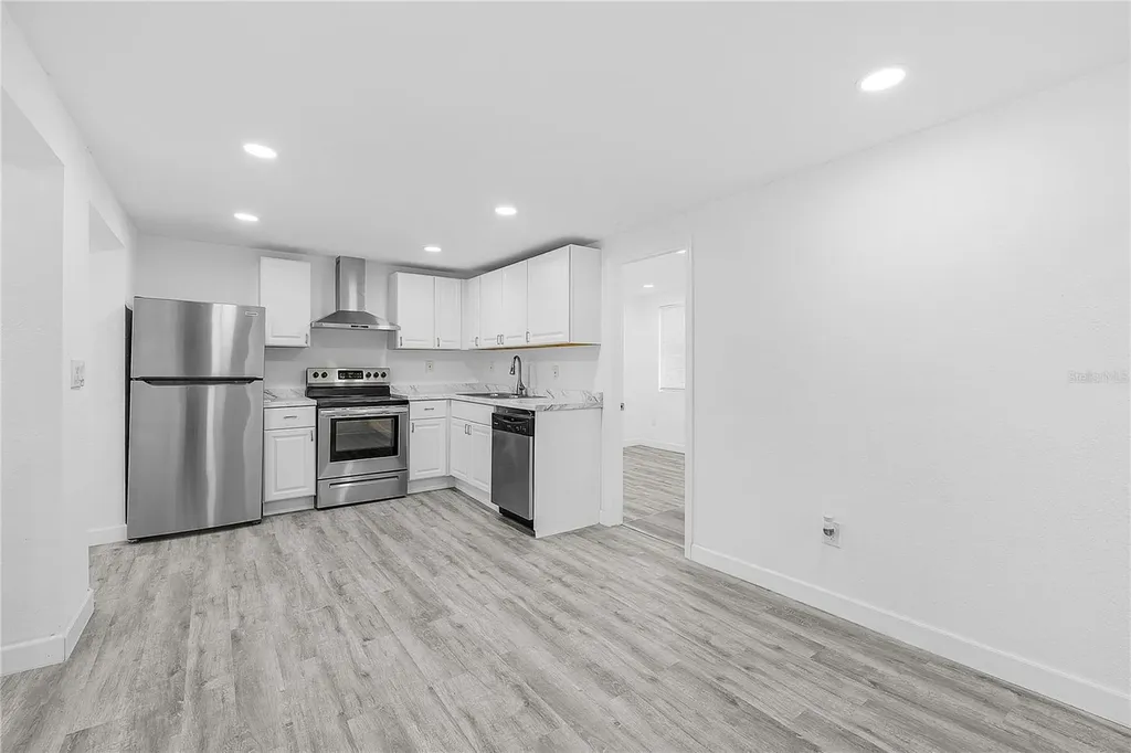 57 Cabana Avenue North Fort Myers FL 33903