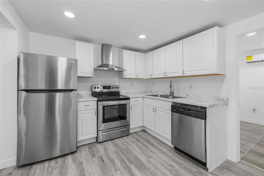 57 Cabana Avenue North Fort Myers FL 33903