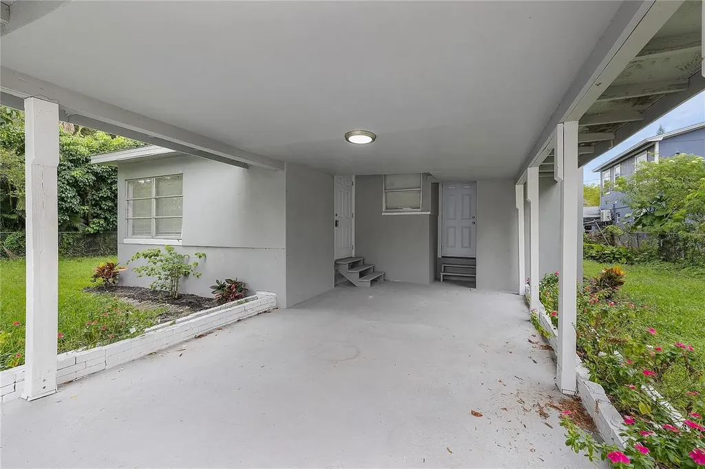 57 Cabana Avenue North Fort Myers FL 33903