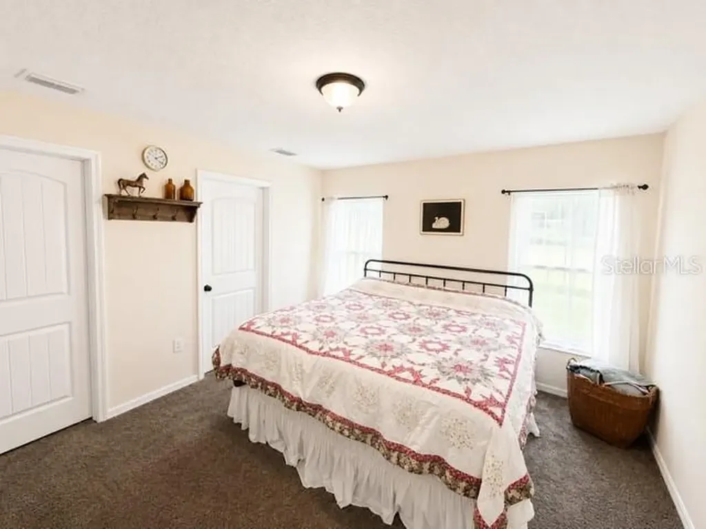 11472 Pine Warbler Avenue Brooksville FL 34614