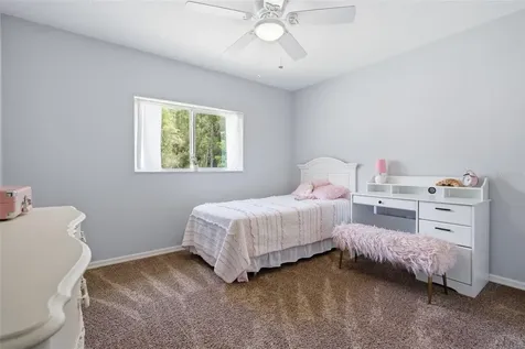 11472 Pine Warbler Avenue Brooksville FL 34614