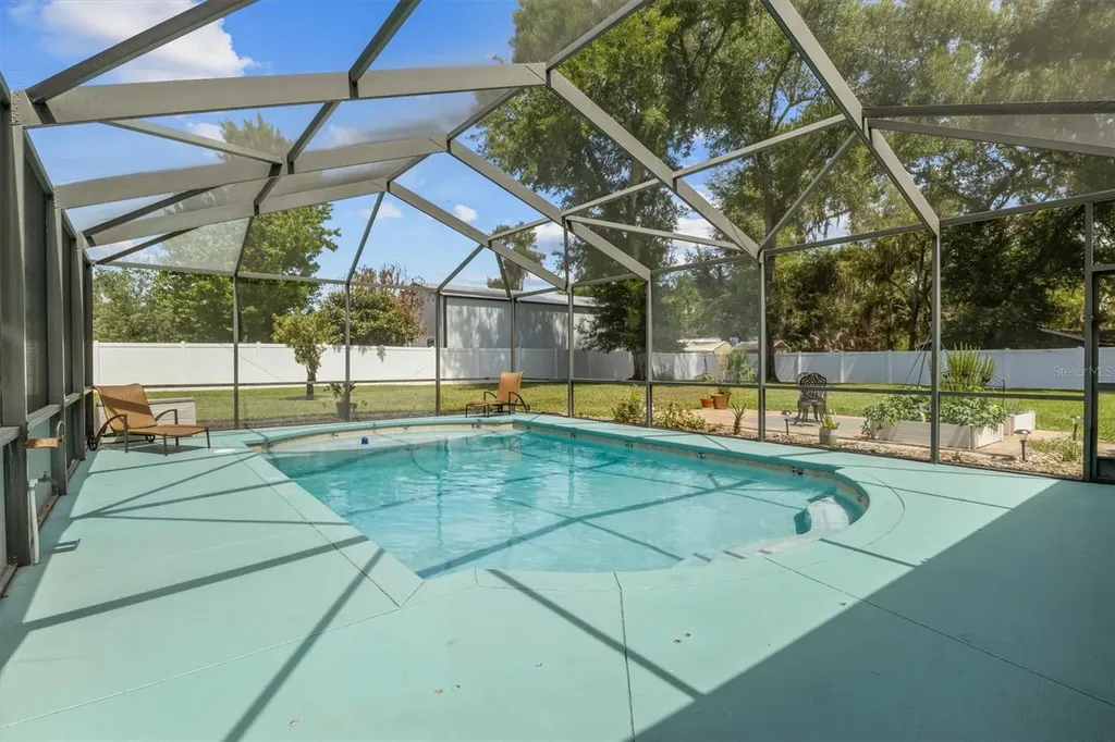 615 N Oak Avenue Fort Meade FL 33841