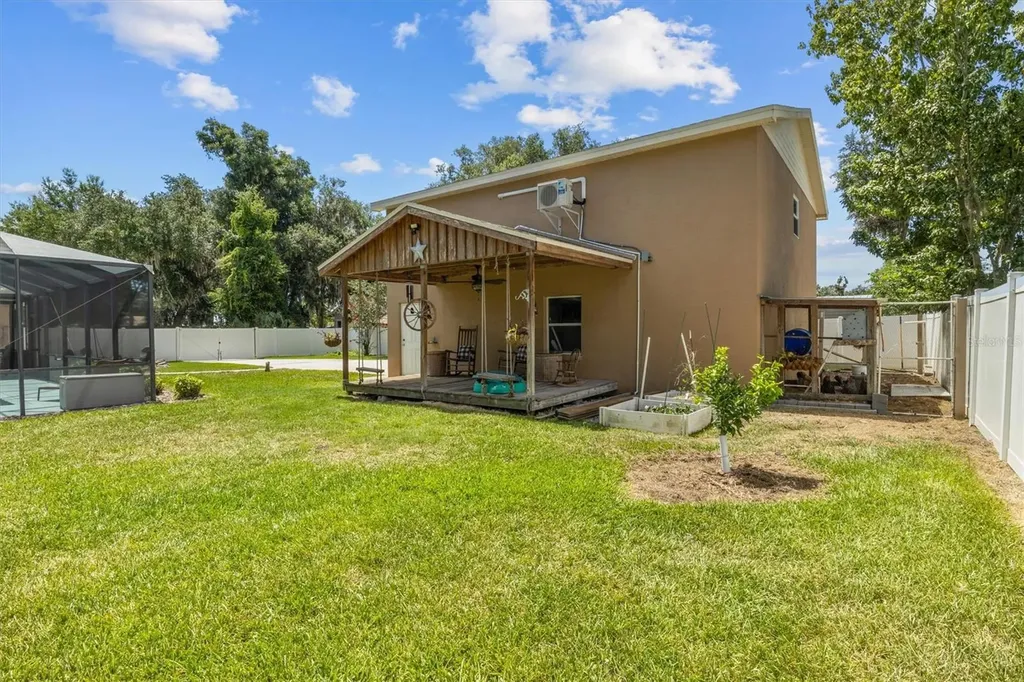 615 N Oak Avenue Fort Meade FL 33841