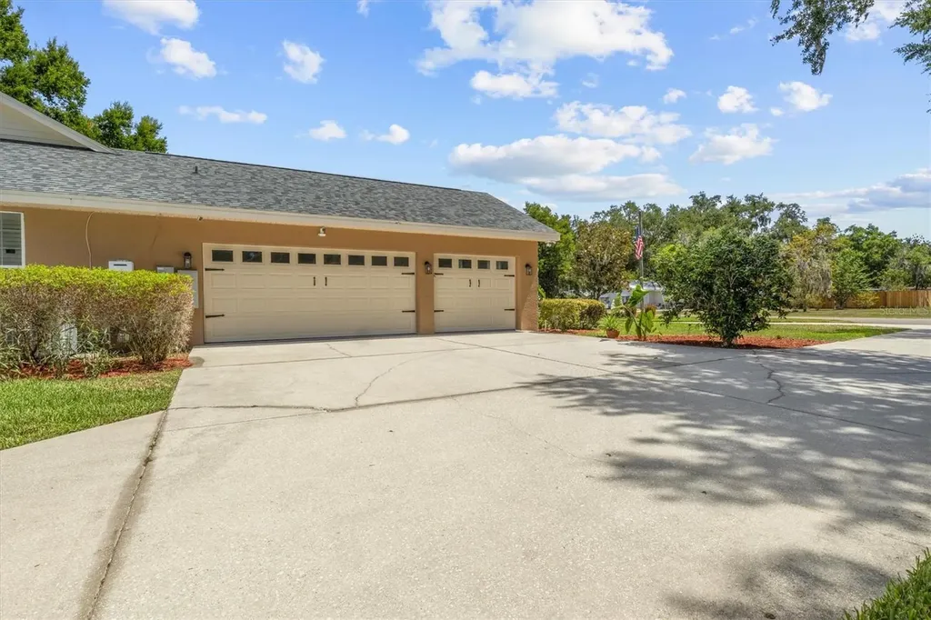 615 N Oak Avenue Fort Meade FL 33841
