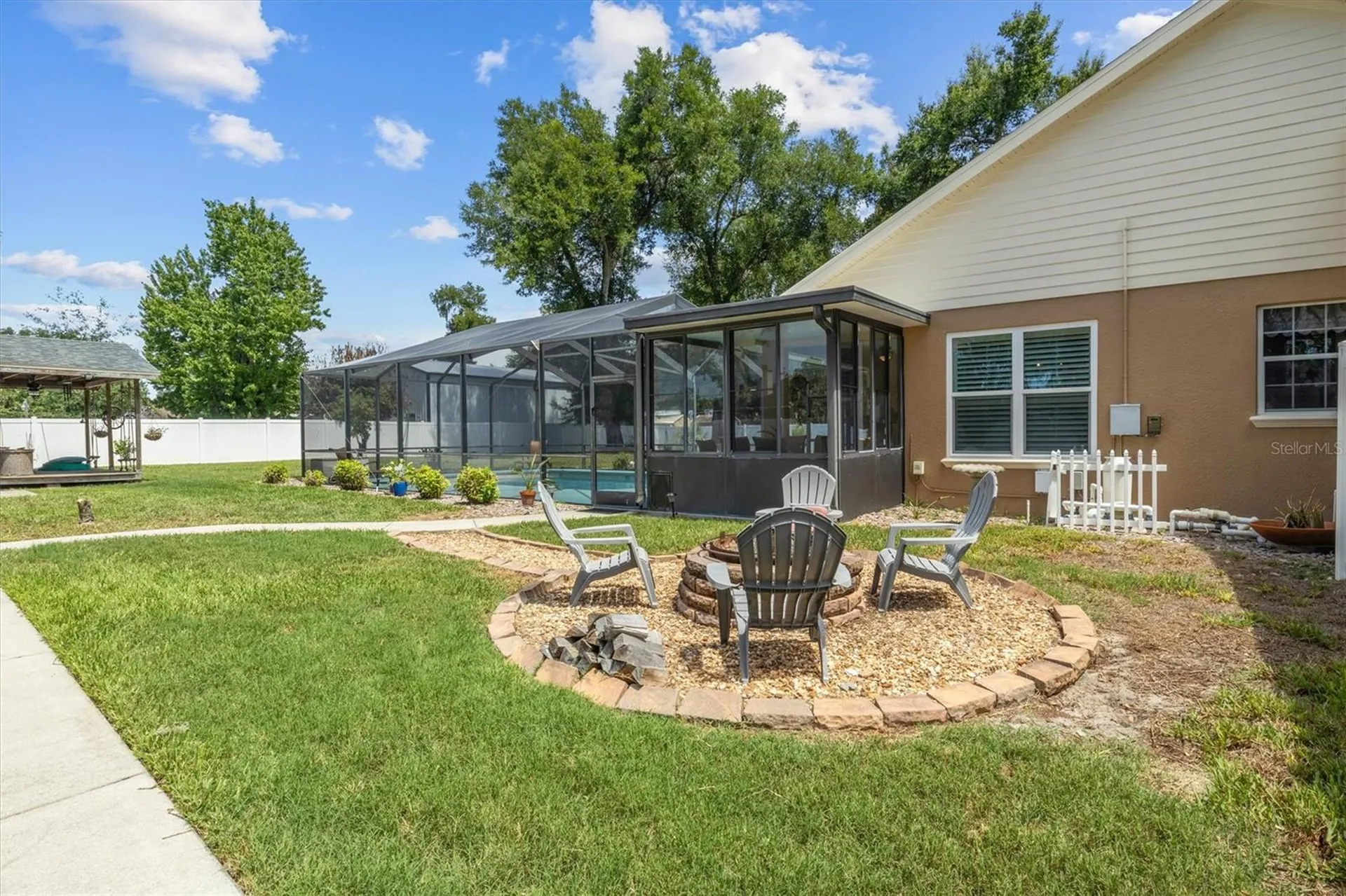 615 N Oak Avenue Fort Meade FL 33841