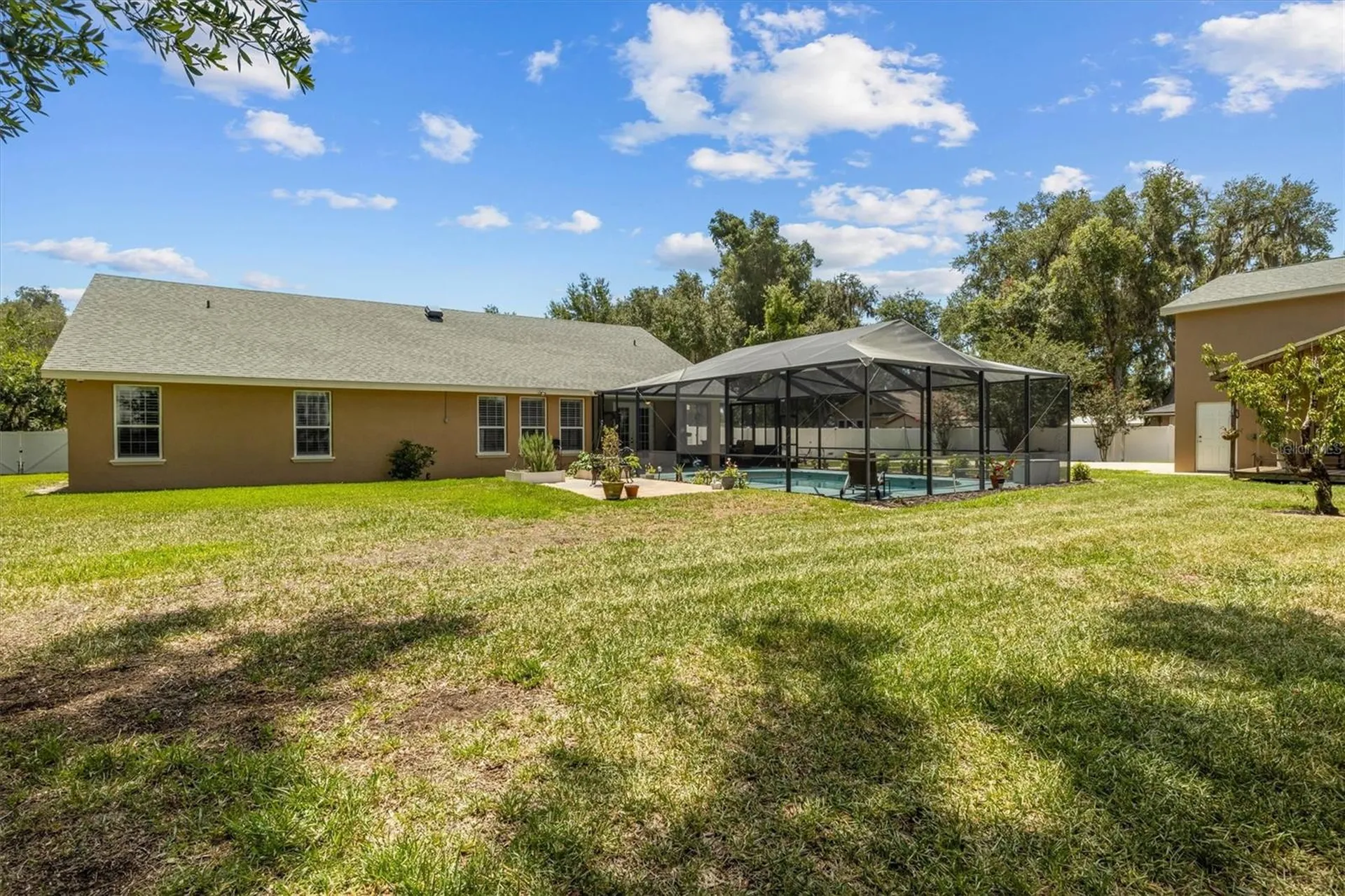 615 N Oak Avenue Fort Meade FL 33841