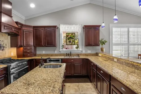 615 N Oak Avenue Fort Meade FL 33841