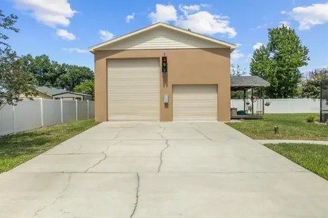 615 N Oak Avenue Fort Meade FL 33841