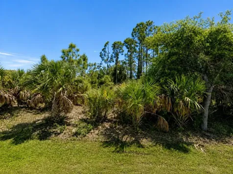 7132 Quarry Street Englewood FL 34224
